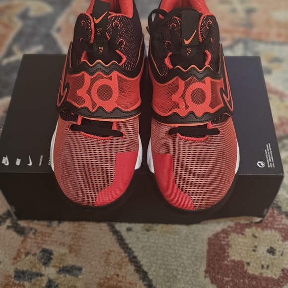 New Nike kd Trey 5 x men ball sneakers Size  15 Top - Picture 3 of 6